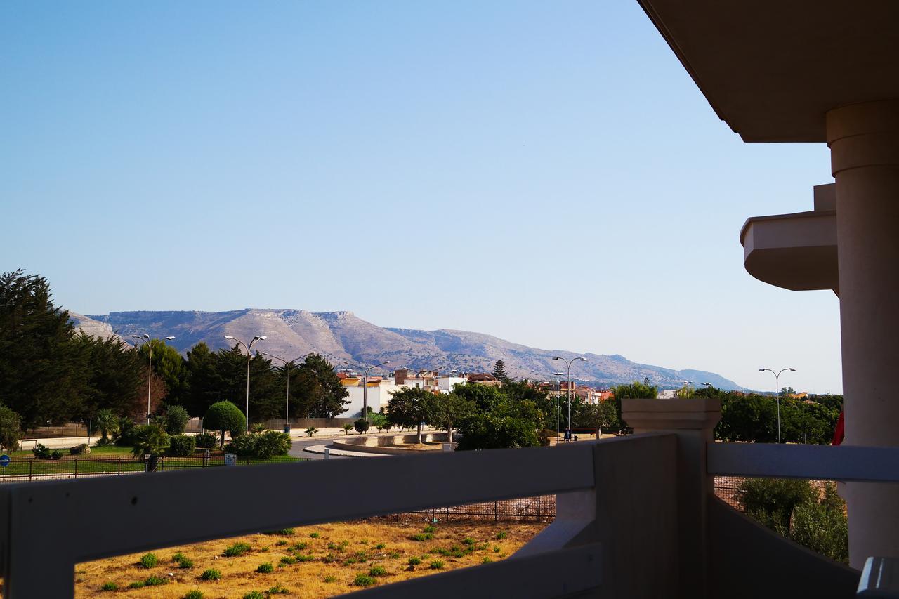 Bed and Breakfast Ermes Avola Exterior foto