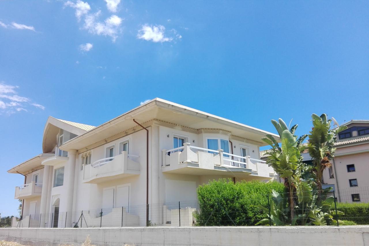 Bed and Breakfast Ermes Avola Exterior foto